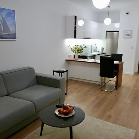 Kieslowskiego Apartment Vis-A-Vis Town Hall ワルシャワ エクステリア 写真