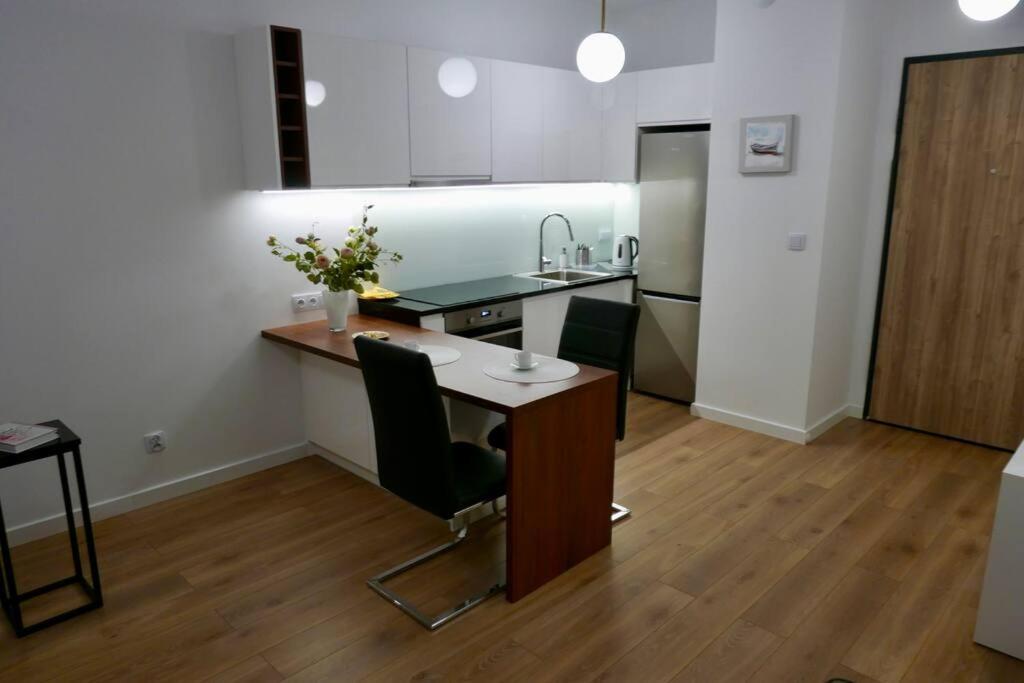 Kieslowskiego Apartment Vis-A-Vis Town Hall ワルシャワ エクステリア 写真